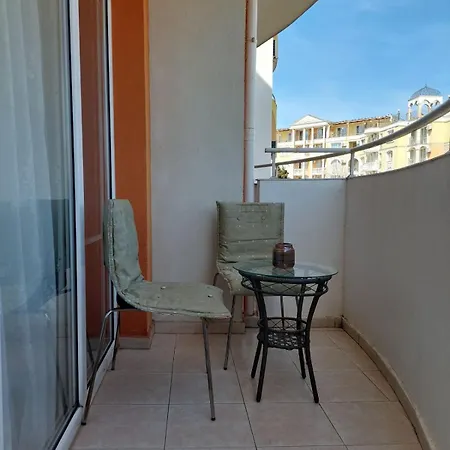 студия в центре солнечного берега Daire *